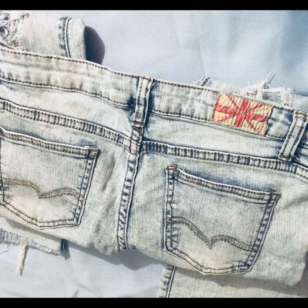 MACHINE Distressed & Ripped Jeans - Picture 7 of 7